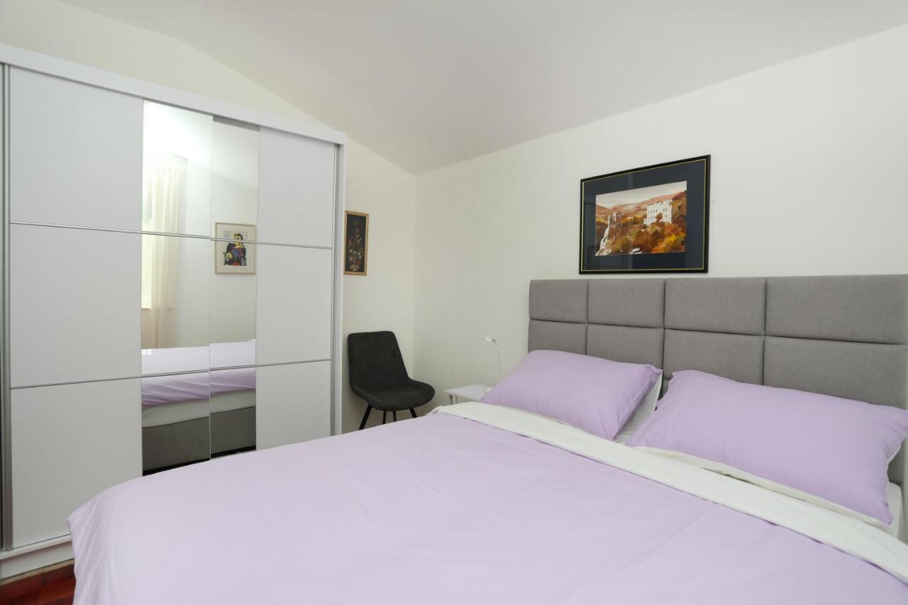 Greenhouse Family Apartments ราบัซ ภายนอก รูปภาพ